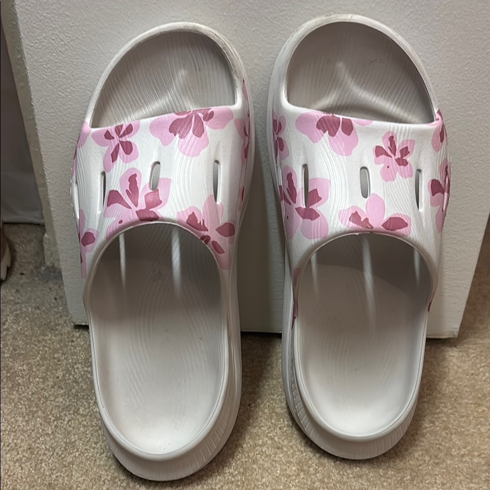 Hoka Women's Recovery Slide with Pink Floral Design